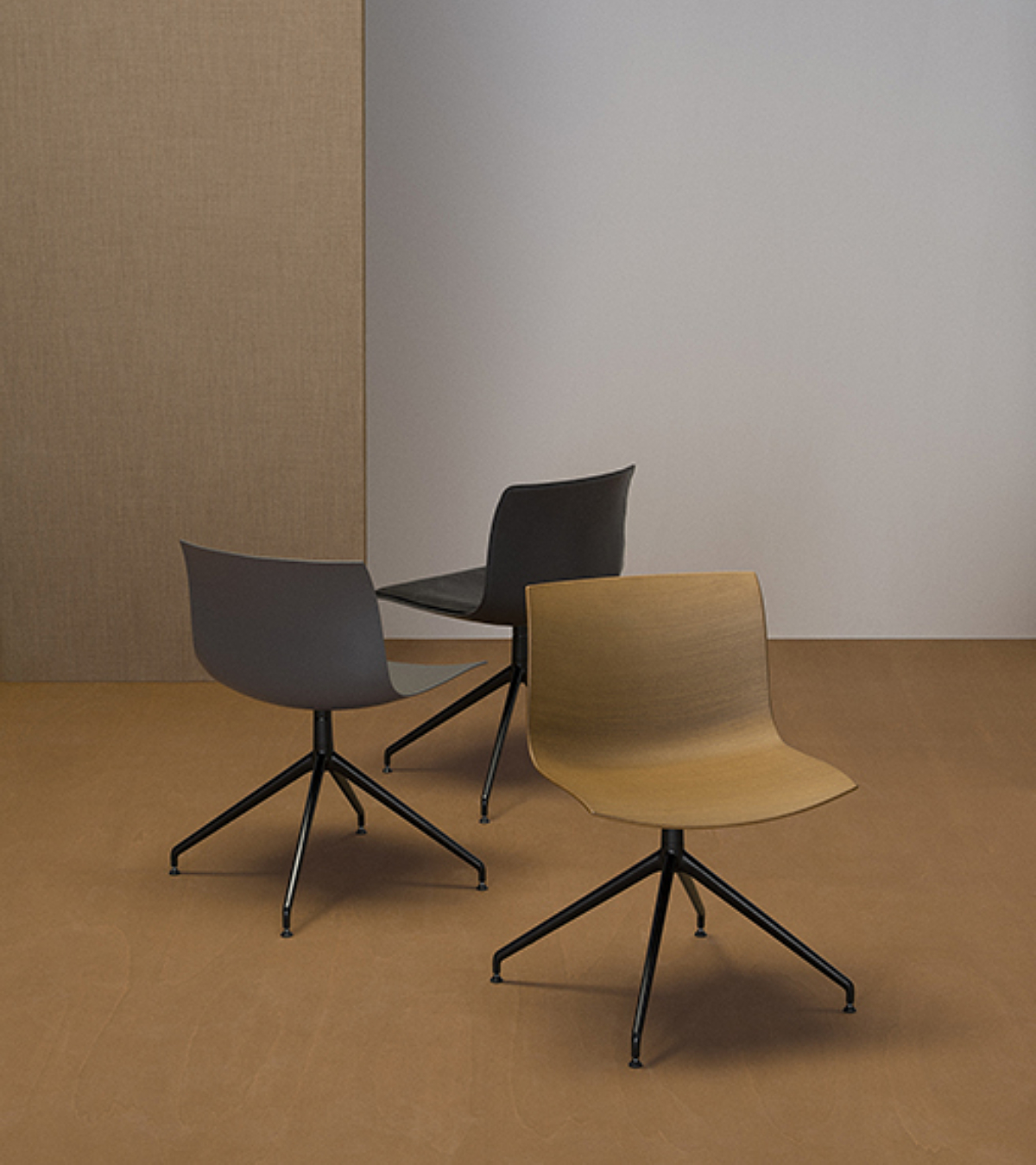 De Catifa stoelenreeks - ook verkrijgbaar als bureaustoel. 