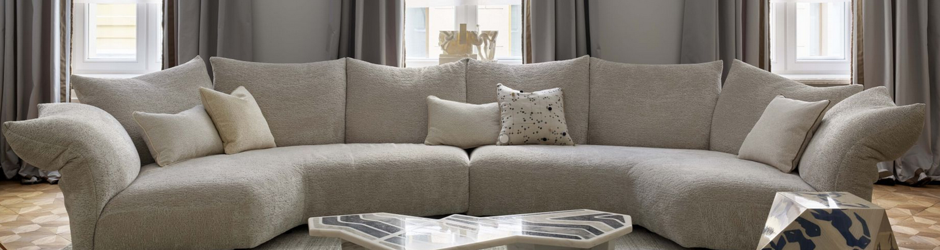 Edra Standard sofa bij Classo, Gent-Lochristi, Foto Sergey Ananiev