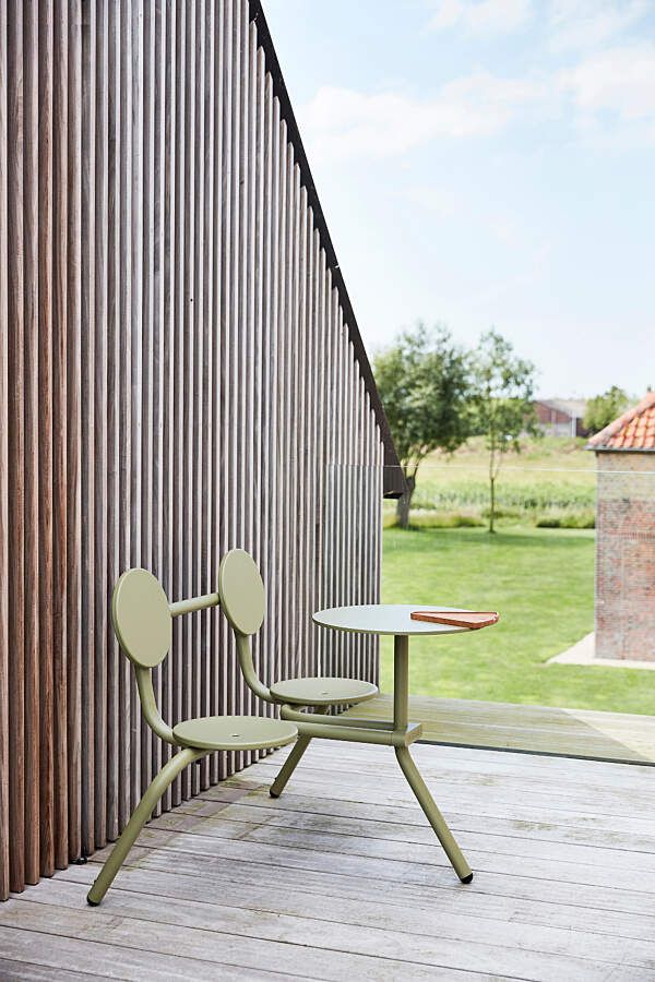 Compacte picknicktafel voor kleine stadstuinen of terassen
