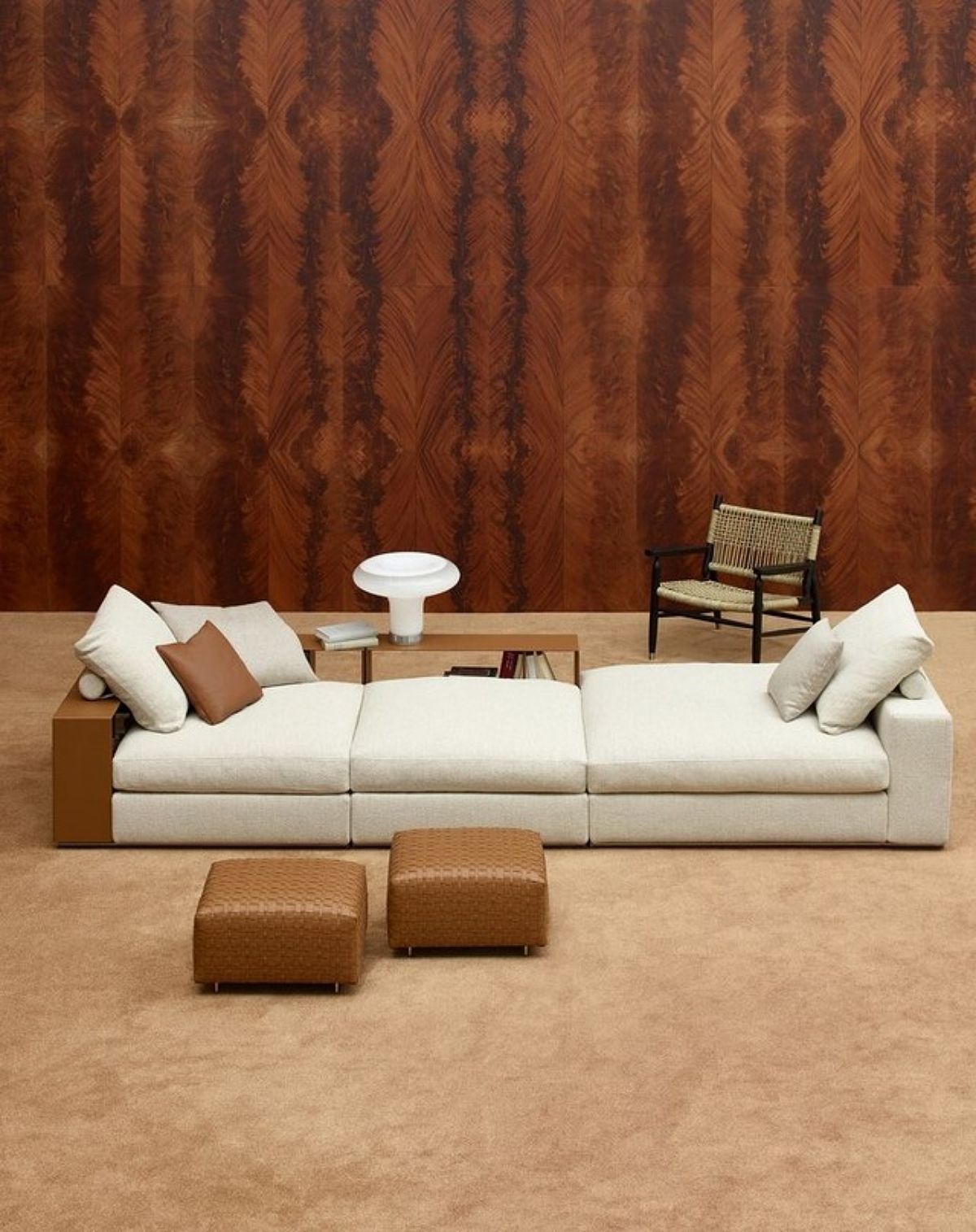 Groundpiece sofa van Flexform