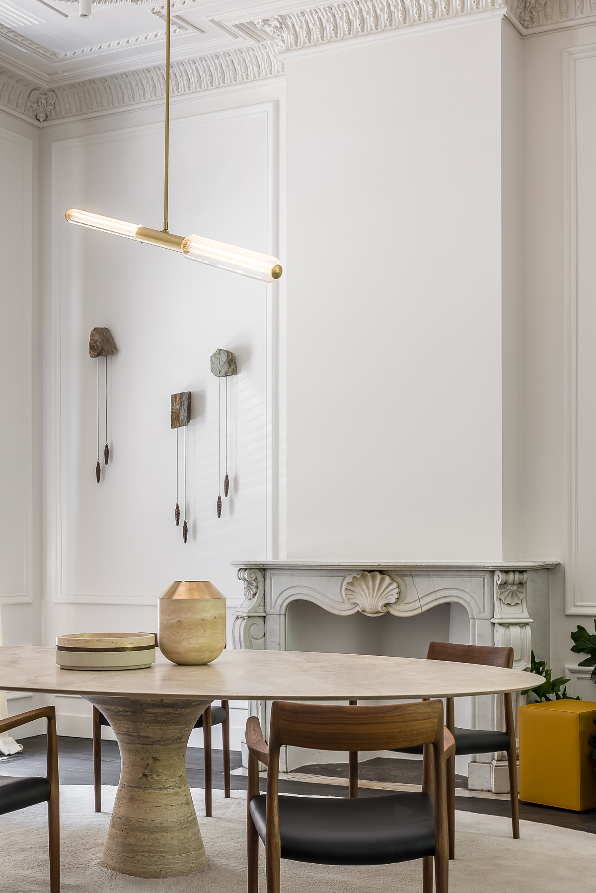De ovalen marmeren tafel van Alinea als blikvanger in Classo realisatie 'Interieur Herenhuis', Foto Cafeine