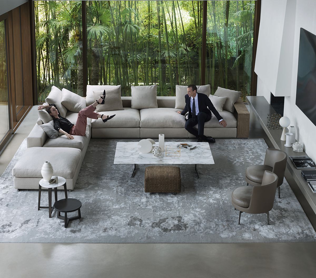 Groundpiece sofa van Flexform.